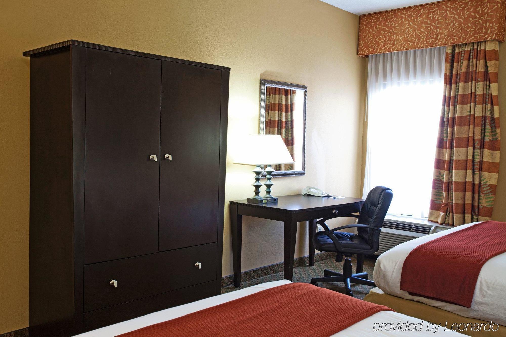 Holiday Inn Express Pascagoula-Moss Point By Ihg Pokoj fotografie
