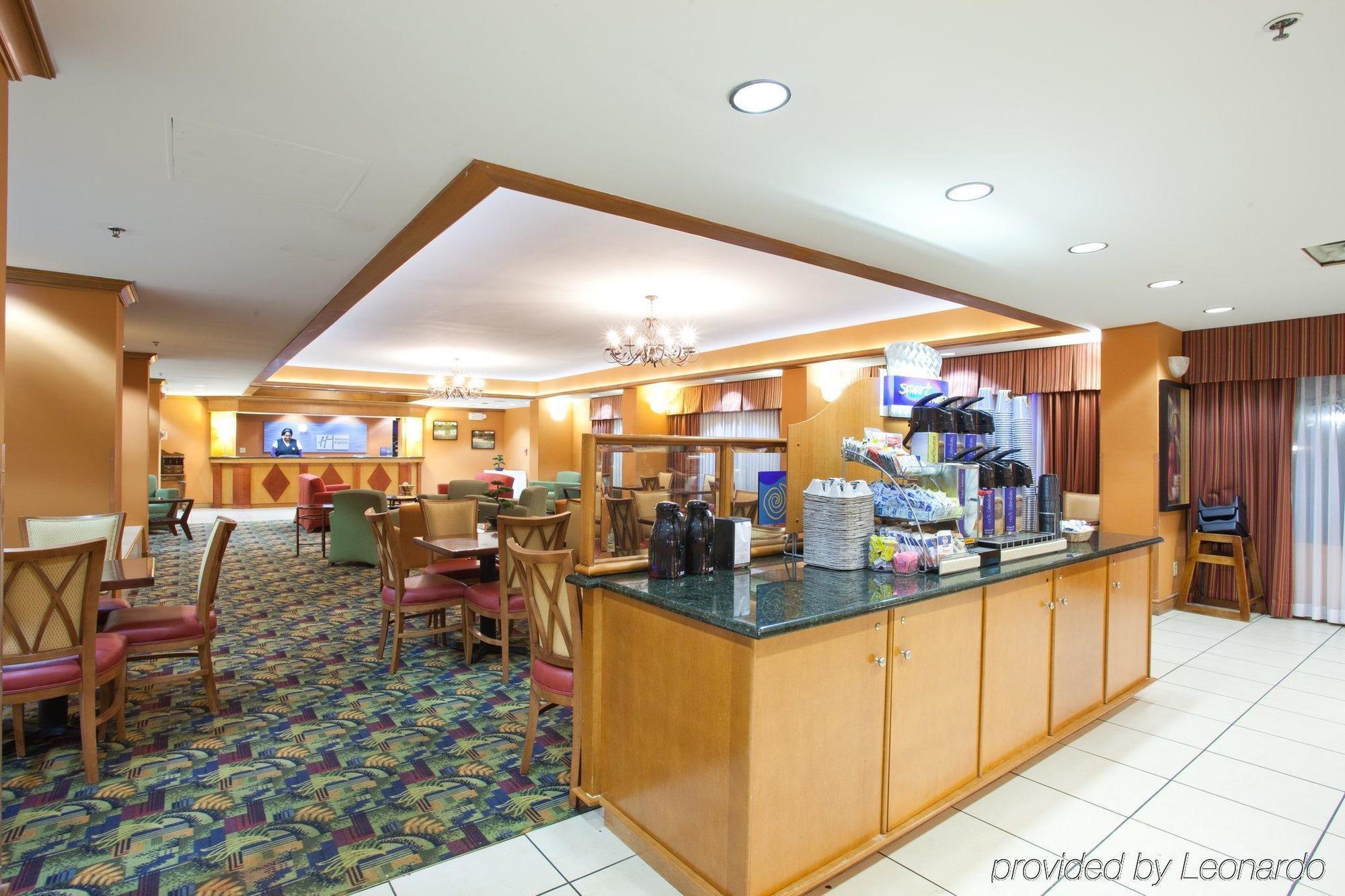 Holiday Inn Express Pascagoula-Moss Point By Ihg Restaurace fotografie
